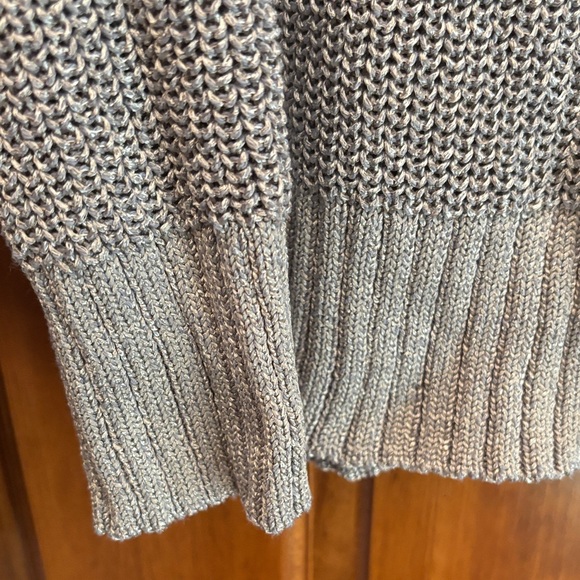 LOFT Women's Heather Gray Crewneck Sweater - Picture 6 of 11